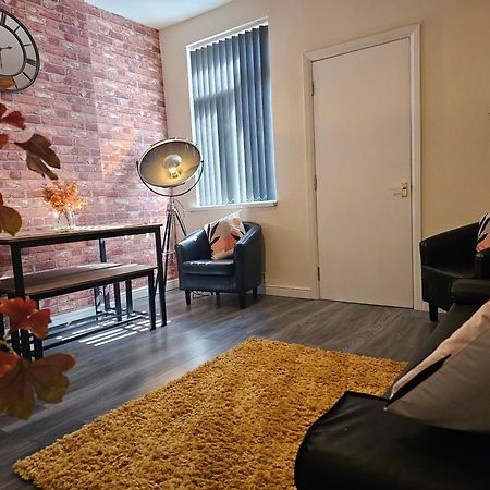 Fife House - Welcome Short Stays Derby Extérieur photo