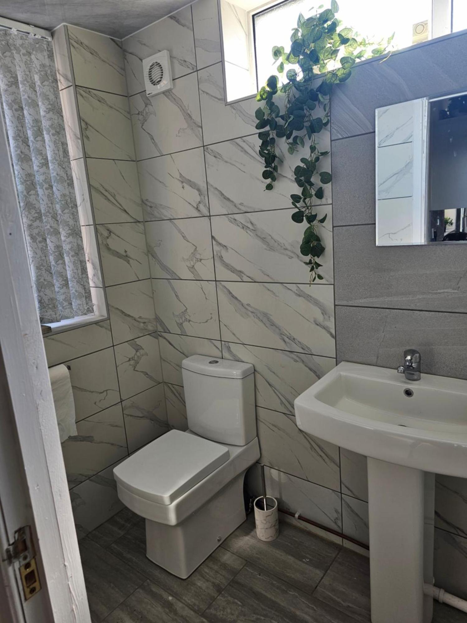 Fife House - Welcome Short Stays Derby Extérieur photo